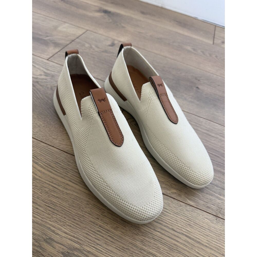 WOLF AND SHEPHERD 6 womens swiftknit slip on almond toe shoe loafer